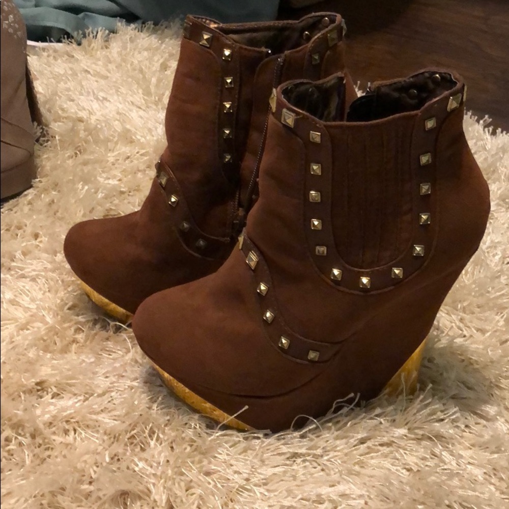 Heeled ankle boots
